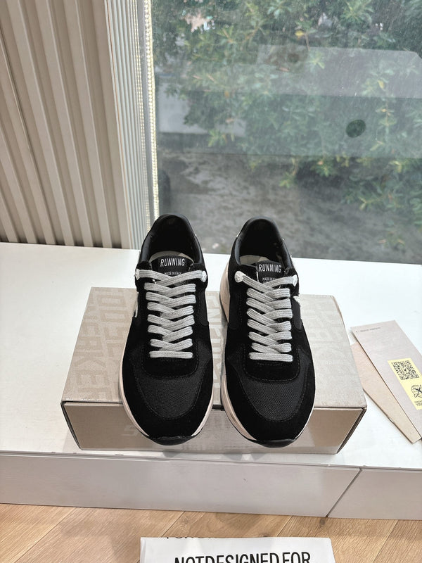 RUNNING SOLE SNEAKERS IN BLACK MESH AND SUEDE WHITE CALFSKIN STAR