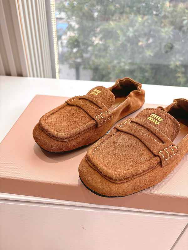 Miu G027 Gold Suede leather Loafer 223900