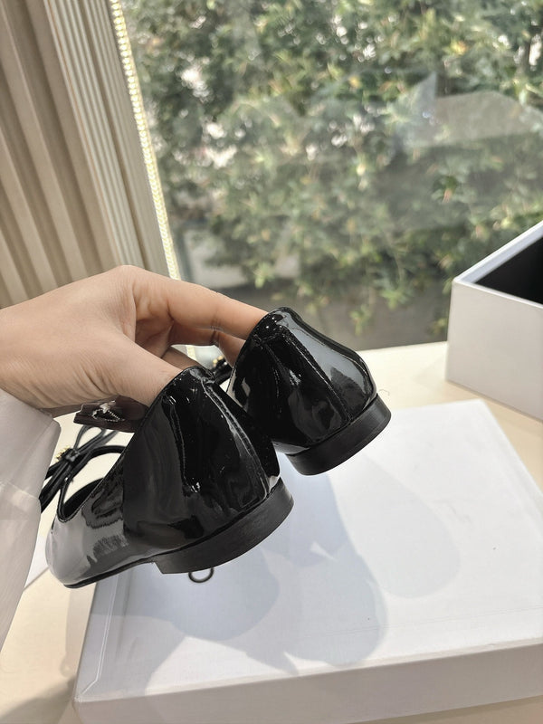 CELINE Ballet Flats Black Patent Leather 285943