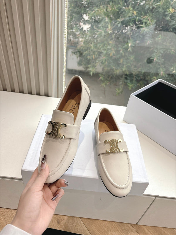CELINE Buckle Triomphe Loafers White Leather 285957
