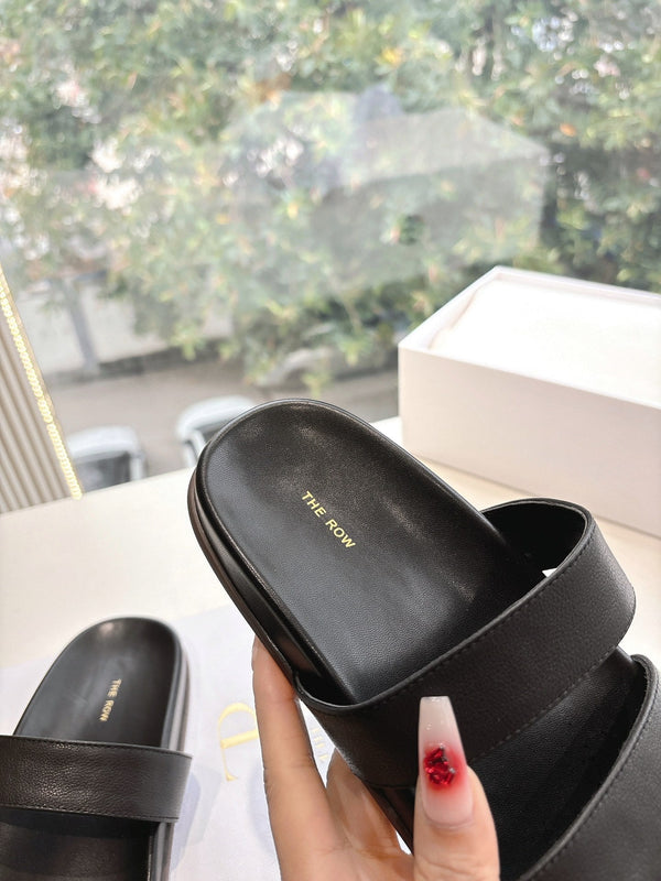 Hugh Sandal in Black Cowhide 286179