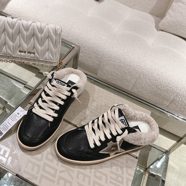 SUPER-STAR SABOTS IN BLACK SHINY CALFSKIN SILVER STAR