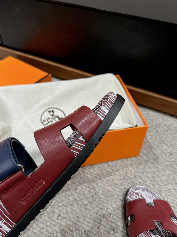 SANDALO CYPRUS IN PELLE DI VITELLO COLOR UMBRA BRUCIATO, UNICO