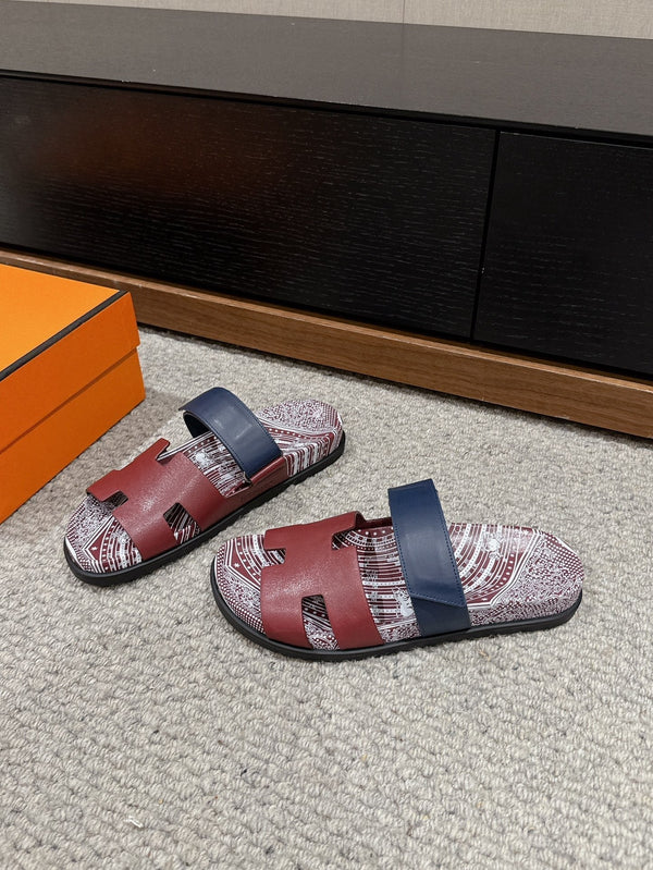 SANDALO CYPRUS IN PELLE DI VITELLO COLOR UMBRA BRUCIATO, UNICO