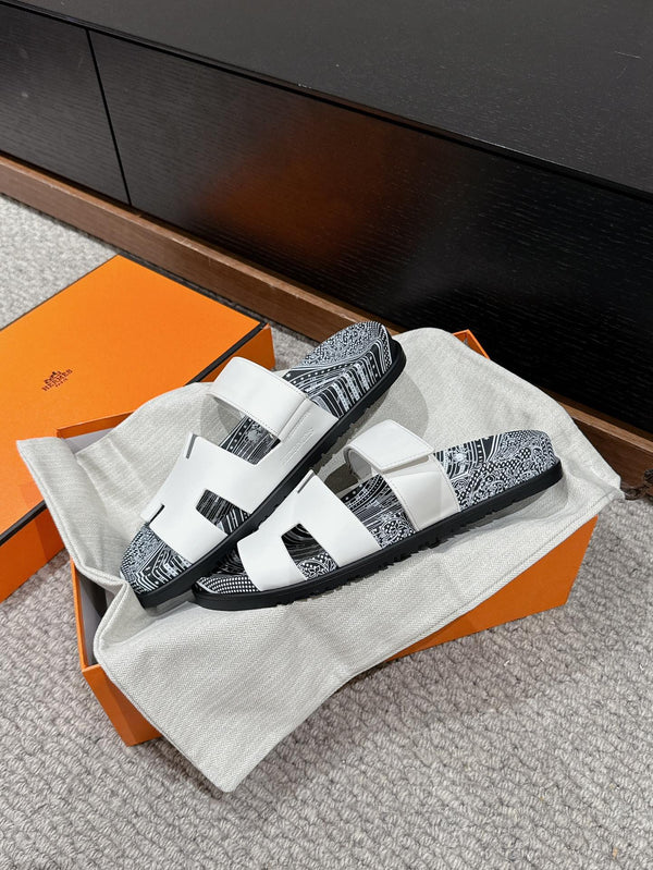 SANDALO CYPRUS IN PELLE DI VITELLO BIANCA UNICO