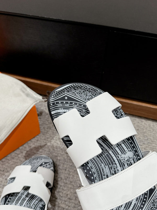 SANDALO CYPRUS IN PELLE DI VITELLO BIANCA UNICO