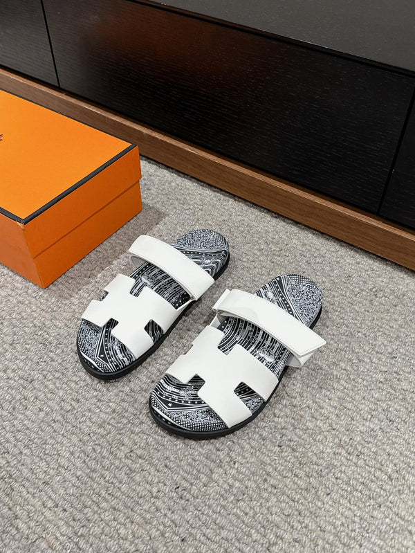 SANDALO CYPRUS IN PELLE DI VITELLO BIANCA UNICO