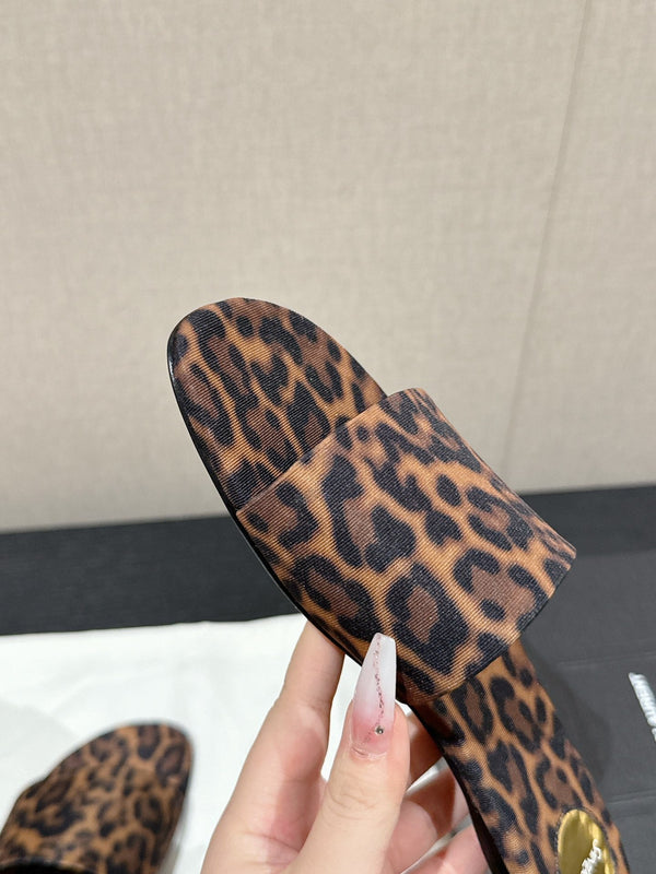 SL CARLYLE LEOPARD SLIPPERS AMBER CANVAS