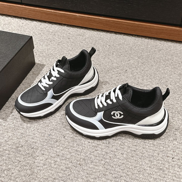 SNEAKER CC CLASSIC IN PELLE DI AGNELLO BIANCA E NERA