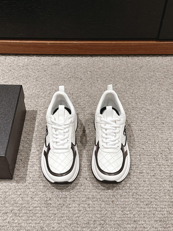 SNEAKER CC CLASSIC IN PELLE DI AGNELLO BIANCA E NERA