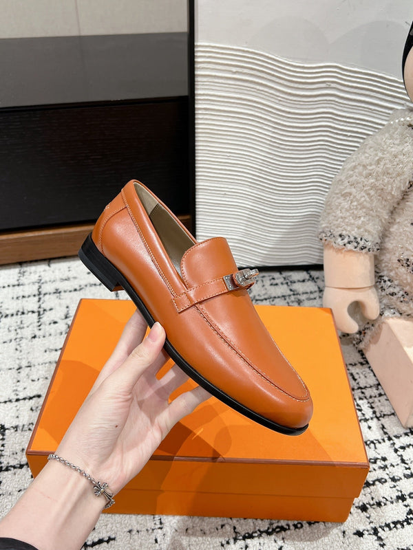 Mocassino HM Destin in pelle di vitello lucida color cuoio 118788