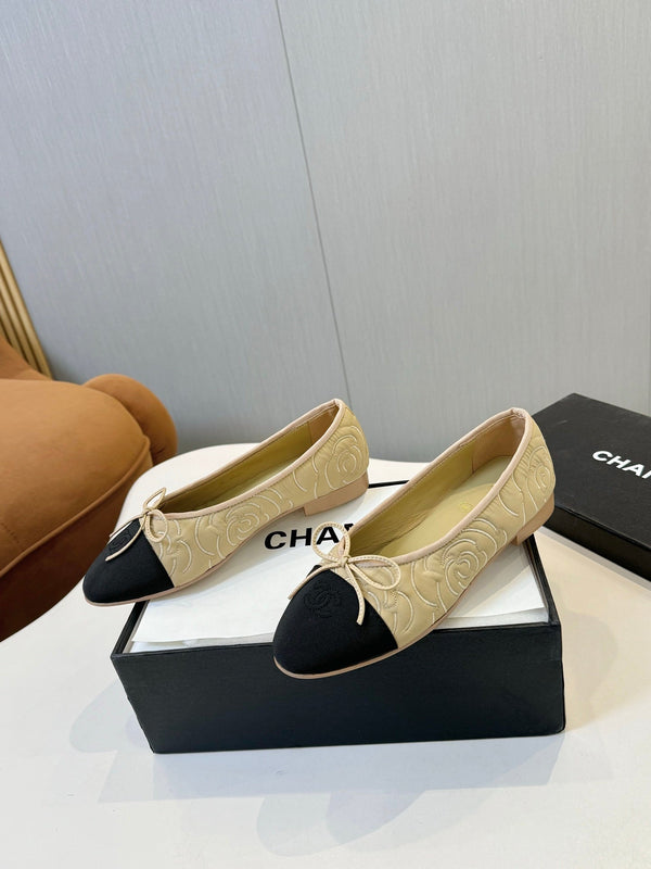 CC 25ss Métiers d’art Ballet Flats 10mm Black Beige Fabric Grosgrain 417040