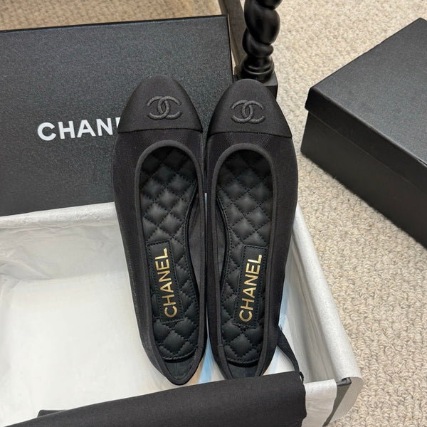 CC 25p Ballerina in tessuto a rete nero grosgrain