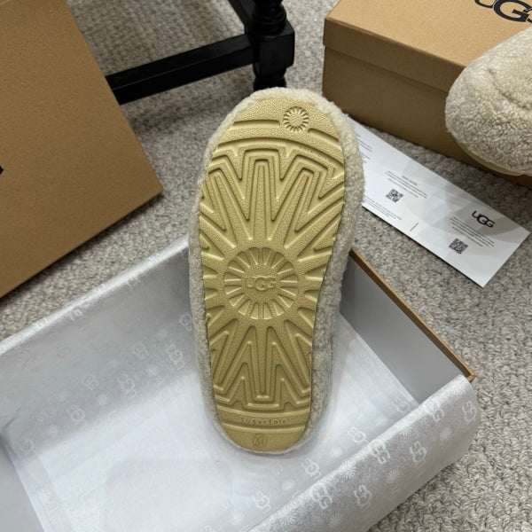 UGG Logo Mary Jane Flat Light Grey Wool 523102