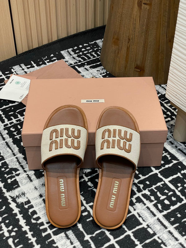 Miu 25S Ciabatte in tela e pelle beige e brandy 227134