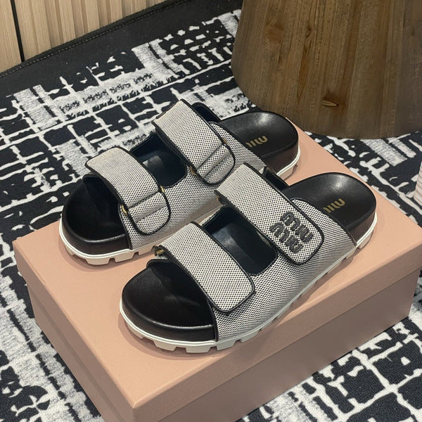 Miu 25S Beige and Black Canvas slides 227135