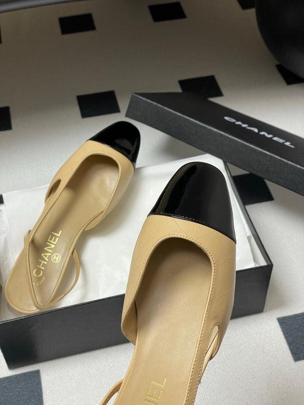 CC 25P Beige Black Quilted Calfskin