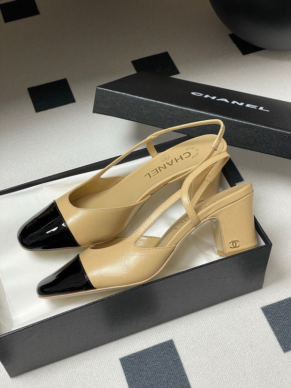 CC 25P Beige Black Quilted Calfskin