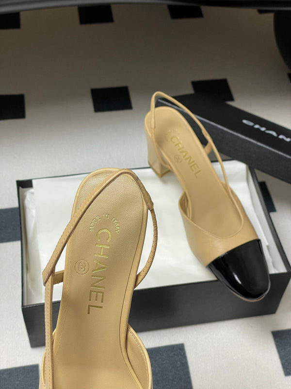 CC 25P Beige Black Quilted Calfskin