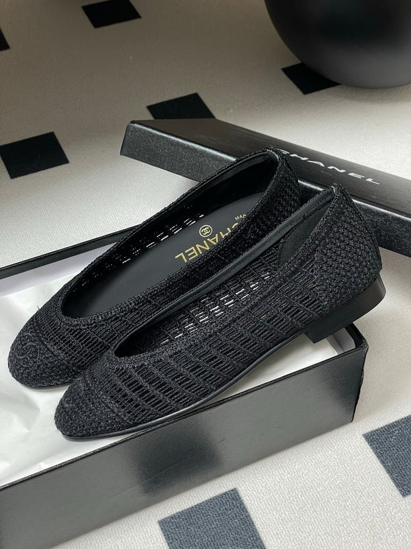 CC 25 Ballet Flat Black Raffia