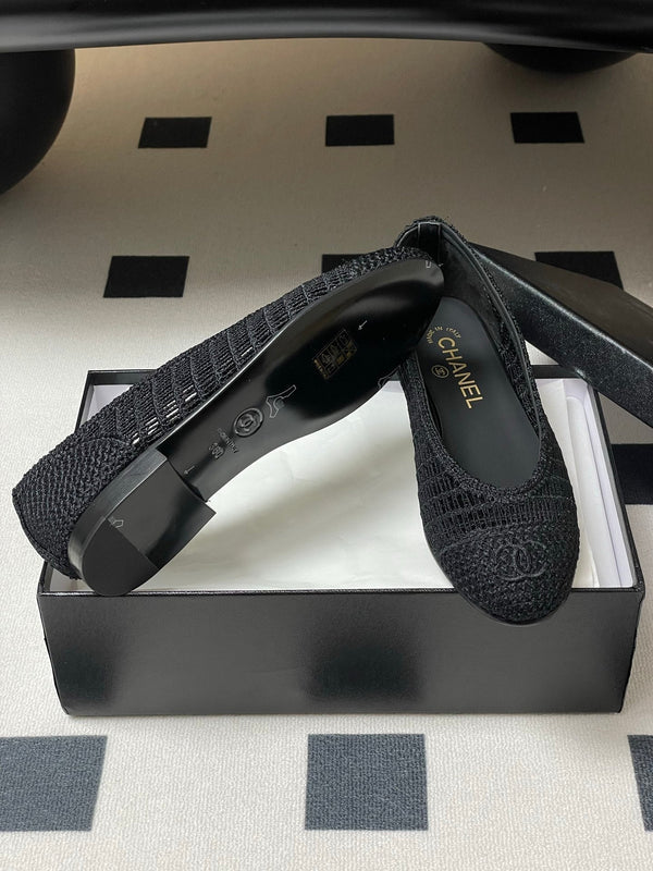 CC 25 Ballet Flat Black Raffia