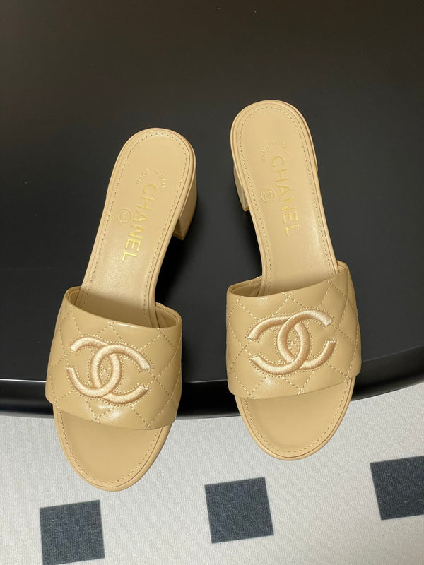 25S Embroidery Double C Mule 50mm Beige Lambskin 247576