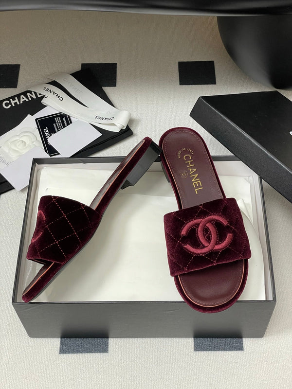 25S Embroidery Double C Mule 15mm Wine Velvet 247579