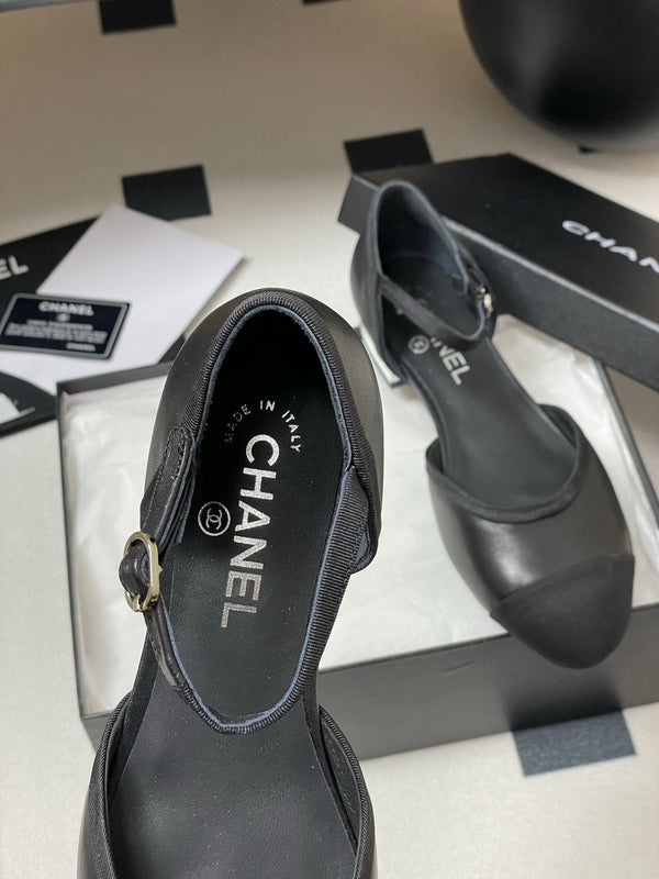 CC 25P Piccola Mary Jane Hollow in pelle di pecora nera grosgrain 247725