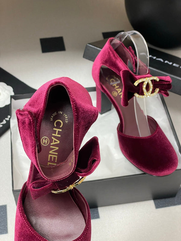CC 25S Double C Rhinestone Buckle Bow High Heel Pump 85 Wine Velvet 247569