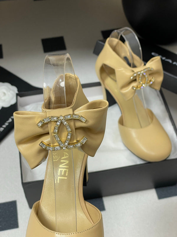 CC 25S Double C Rhinestone Buckle Bow High Heel Pump 85 Beige Sheepskin 247571