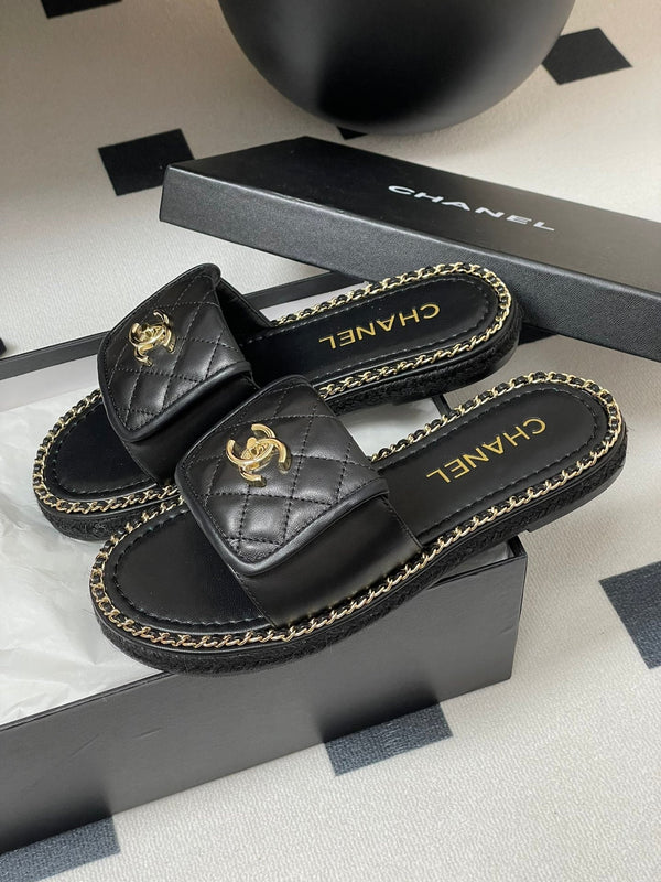 CC 25S Chain Ring Edge Buckle Bag Mule Sandal Black Sheepskin 247588