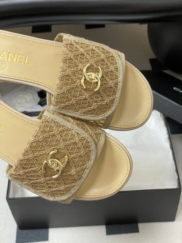 CC 25S Buckle Bag Mule Beige Lace Fabric and Sheepskin 247591