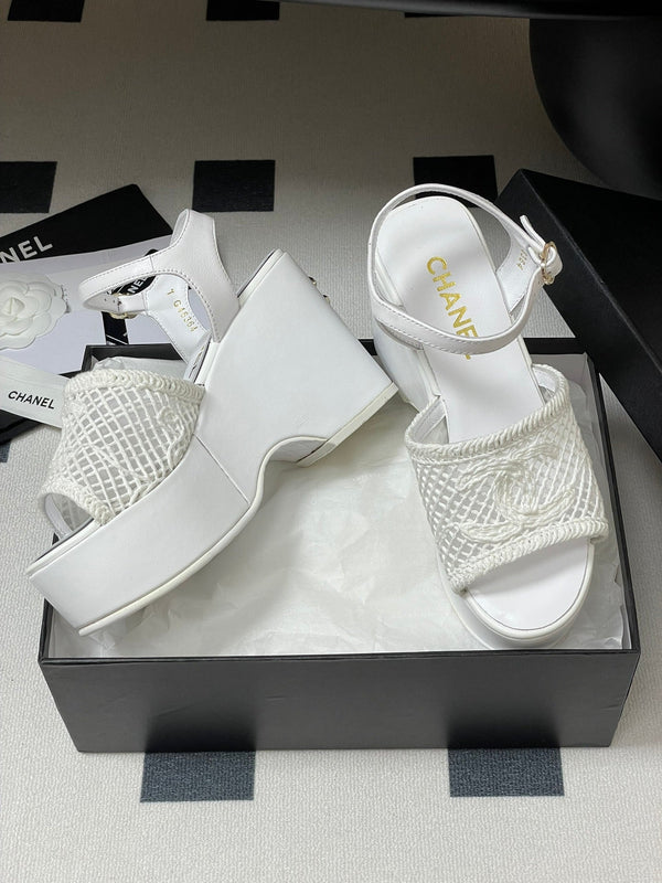 CC 25S Small Wedge Thick-Soled Sandal 10cm White Woven 247605
