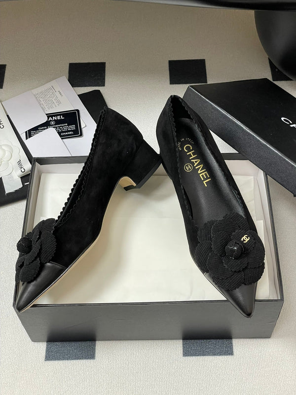 CC 25C Classic Camellia Pointed High Heels Pump 35mm Black Suede 247614