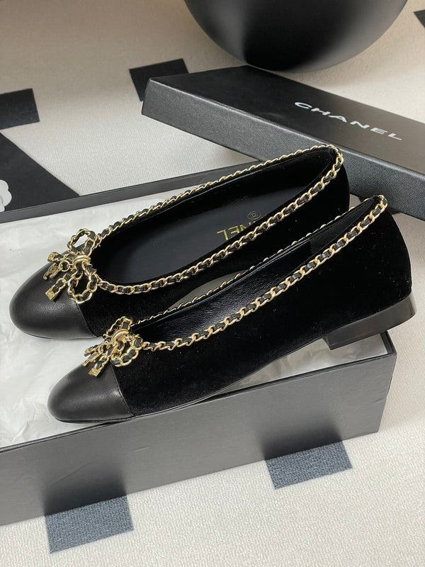 CC 25S 20mm Chain Bow Single Flat Black Velvet Sheepskin 247652