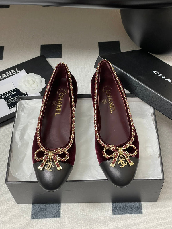 CC 25S 20mm Chain Bow Single Flat Burgundy Velvet Black Sheepskin 247653