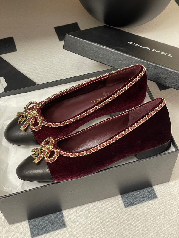 CC 25S 20mm Chain Bow Single Flat Burgundy Velvet Black Sheepskin 247653