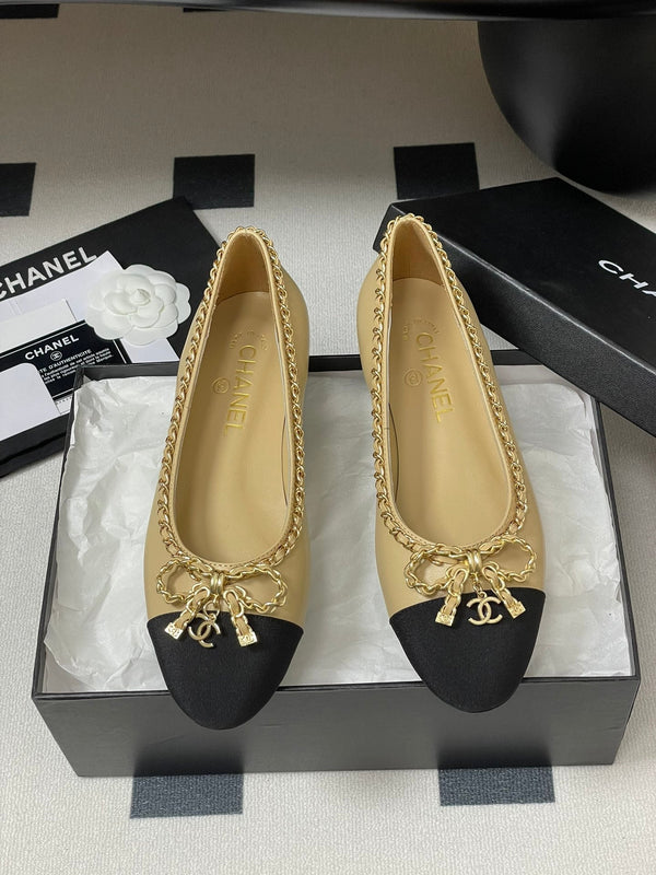 CC 25S 20mm Chain Bow Single Flat Beige Sheepskin Black Grosgrain 247654