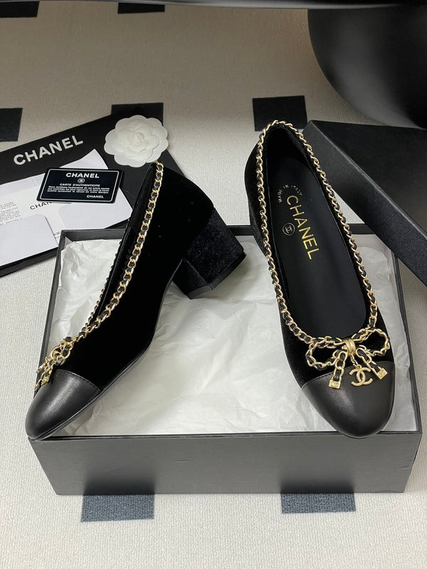 CC 25S 60mm Chain Bow Single Pumps Black Velvet Sheepskin 247660