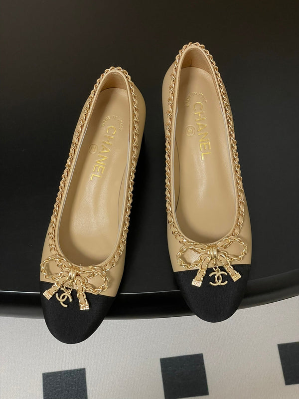 CC 25S 60mm Chain Bow Single Pumps Beige Sheepskin Black Grosgrain 247662