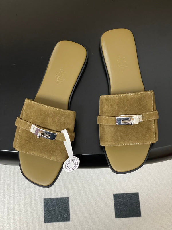 Sandali HM Giulia in pelle di vitello marrone muschio 314024