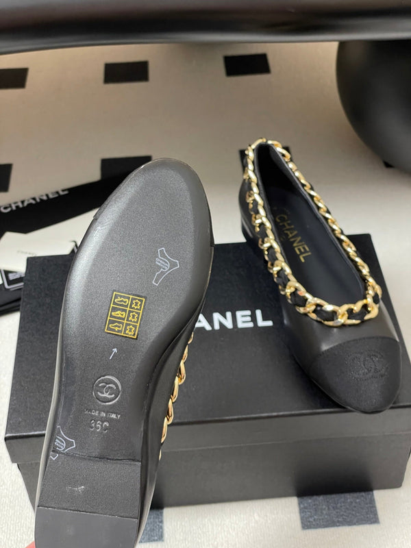 Chanel 25A Ballet Flats Big Chain Double C Black Sheepskin 393820