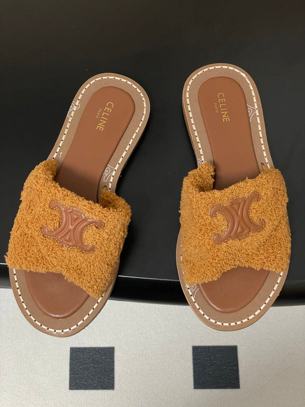 CL 25s Lympia Twisted Sandal Light Brown Sheepskin Plush Cloth 416655