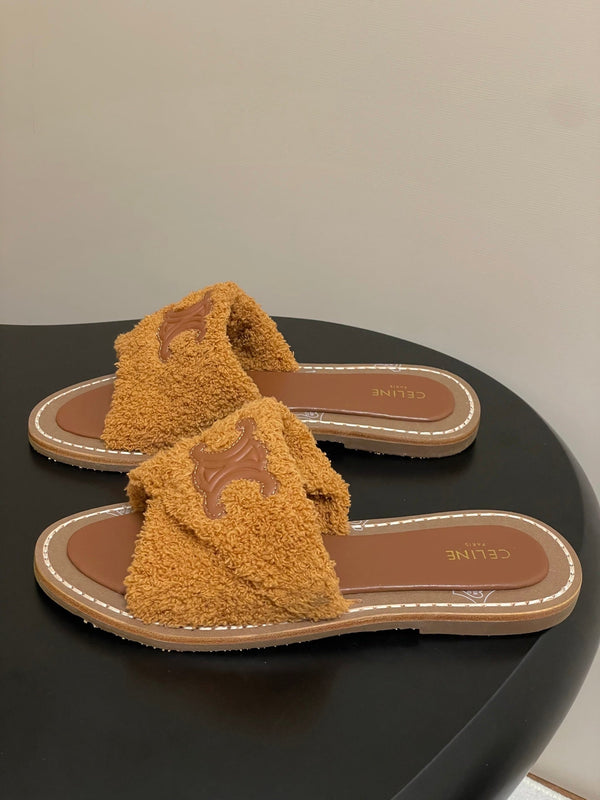 CL 25s Lympia Twisted Sandal Light Brown Sheepskin Plush Cloth 416655