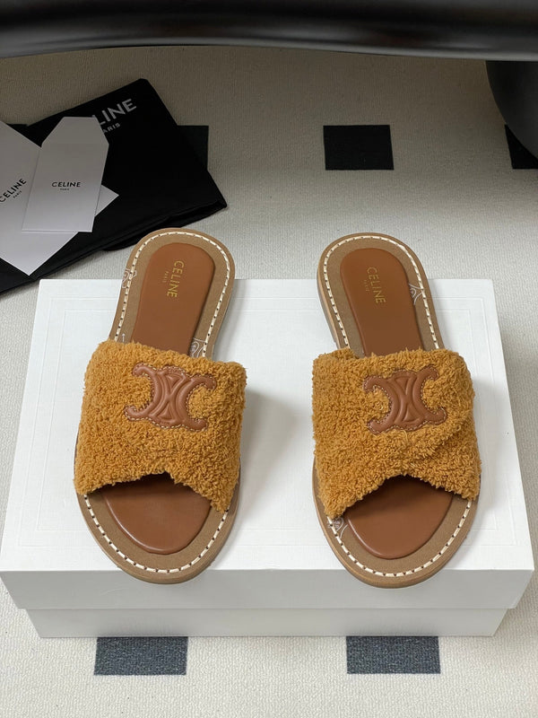 CL 25s Lympia Twisted Sandal Light Brown Sheepskin Plush Cloth 416655