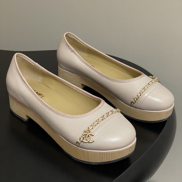 CC 25A Chain CC Thick-Soled Shoe 40mm Light Pink Sheepskin 393953