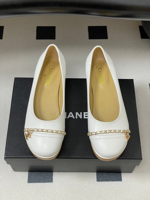 CC 25A Chain CC Thick-Soled Shoe 40mm White Sheepskin 393955