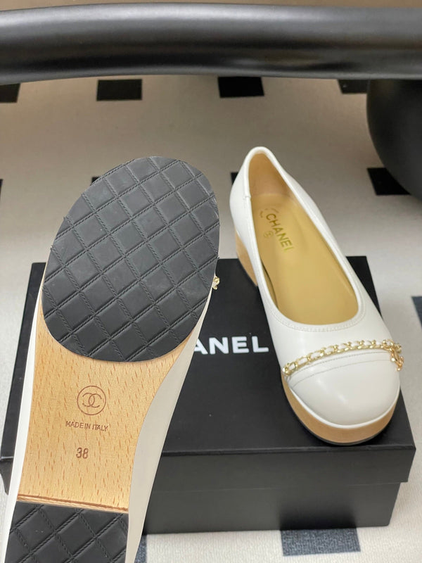 CC 25A Chain CC Thick-Soled Shoe 40mm White Sheepskin 393955