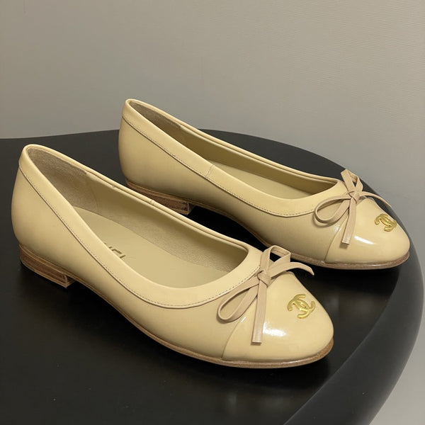 CC 25A Small Bow Ballet Flats Beige Sheepskin 393965