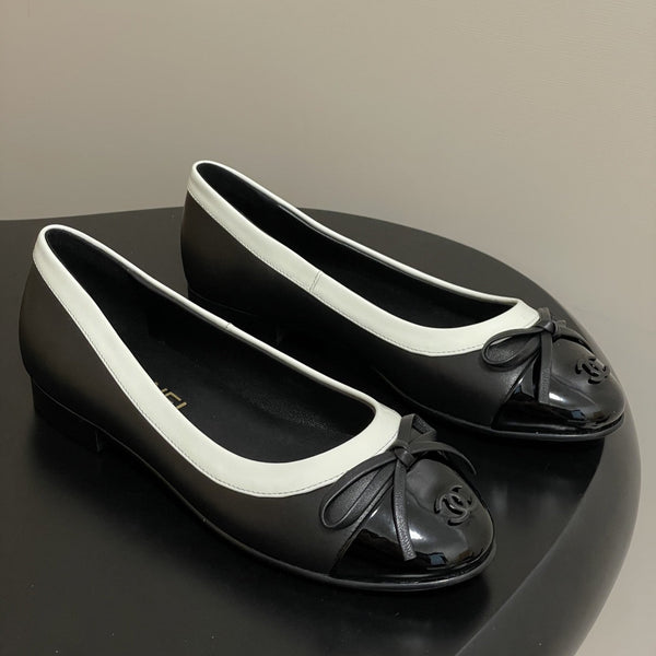 CC 25A Small Bow Ballet Flats Black Mix White Sheepskin 393967